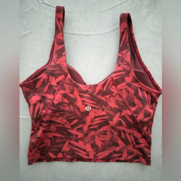 Align Tank - Size 4 - Picture 2 of 3